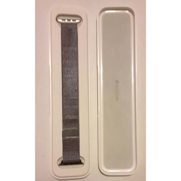Apple Magnetic Milanese Loop Wristwatch Band Strap - Picture 4 of 5